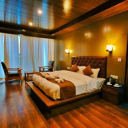 Vista Hill Resort- Centrally Heated & Air Cooled Resort, Manali Esterno foto