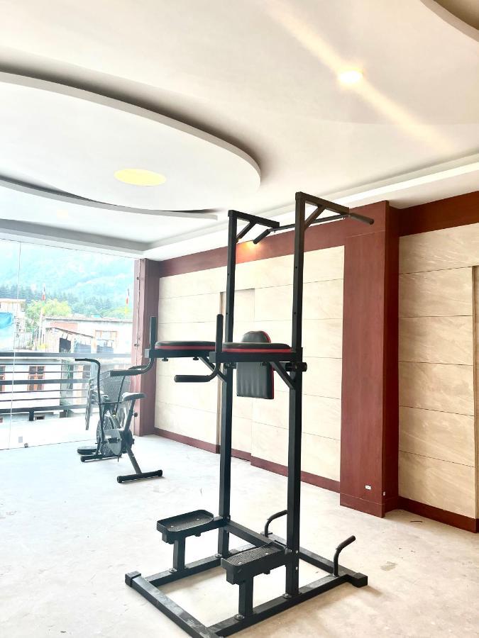 Vista Hill Resort- Centrally Heated & Air Cooled Resort, Manali Esterno foto